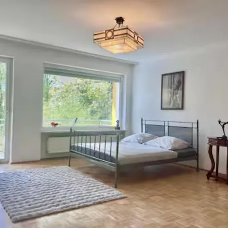 Large House With 4 Bedrooms In A Quiet And Greened Area Near Apartment *