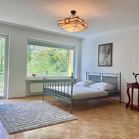 Large House With 4 Bedrooms In A Quiet And Greened Area Near Munich