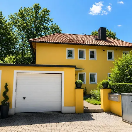 Apartmán Large House With 4 Bedrooms In A Quiet And Greened Area Near