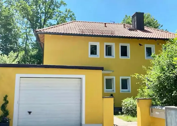 Large House With 4 Bedrooms In A Quiet And Greened Area Near Appartamento *