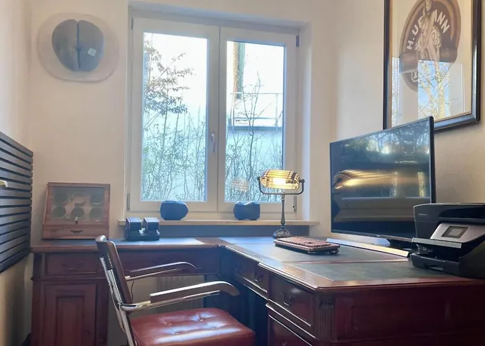 Large House With 4 Bedrooms In A Quiet And Greened Area Near Appartement Munich